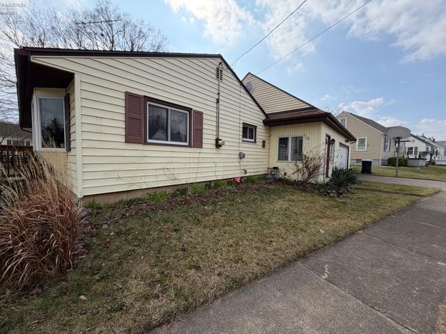 E 405 Parish Street, Sandusky, OH 44870