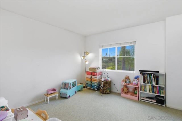 1964 Arbor Glen, Escondido, CA 92025