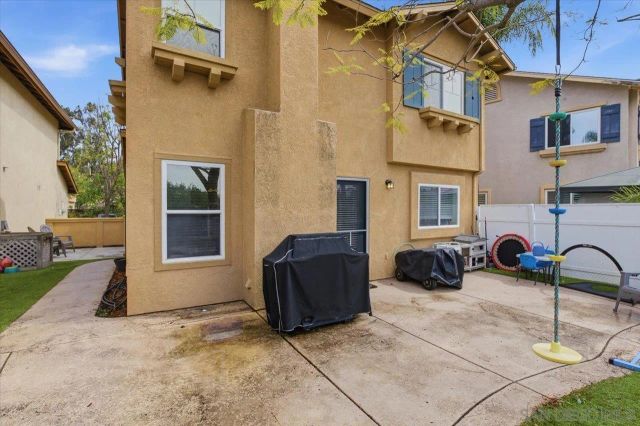 1964 Arbor Glen, Escondido, CA 92025