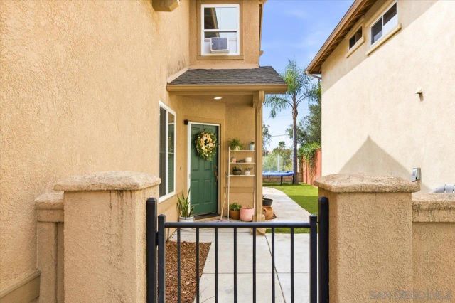 1964 Arbor Glen, Escondido, CA 92025