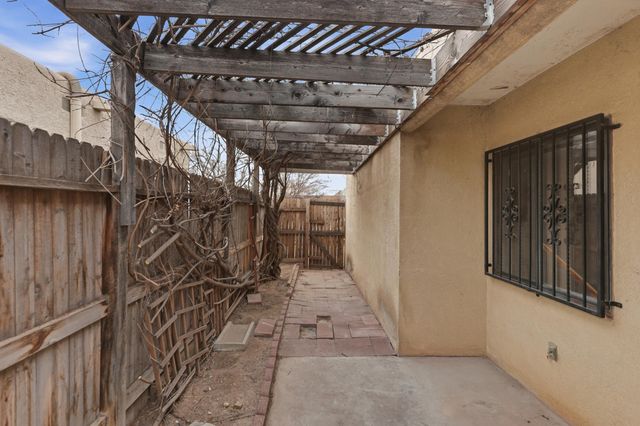 3409 Alpha Court NW, Albuquerque, NM 87120