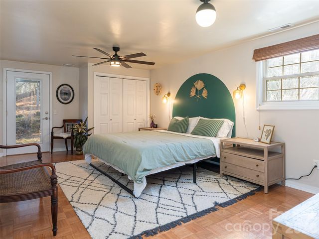 44 Presbyterian Church Road, Mills River, NC 28759