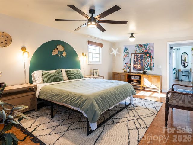 44 Presbyterian Church Road, Mills River, NC 28759