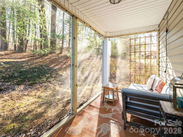 44 Presbyterian Church Road, Mills River, NC 28759