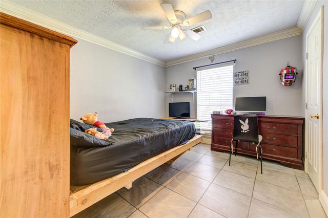 12803 Louisville Street, Houston, TX 77015