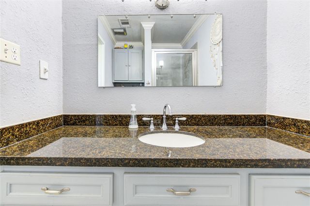 12803 Louisville Street, Houston, TX 77015