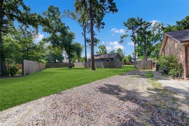 12803 Louisville Street, Houston, TX 77015