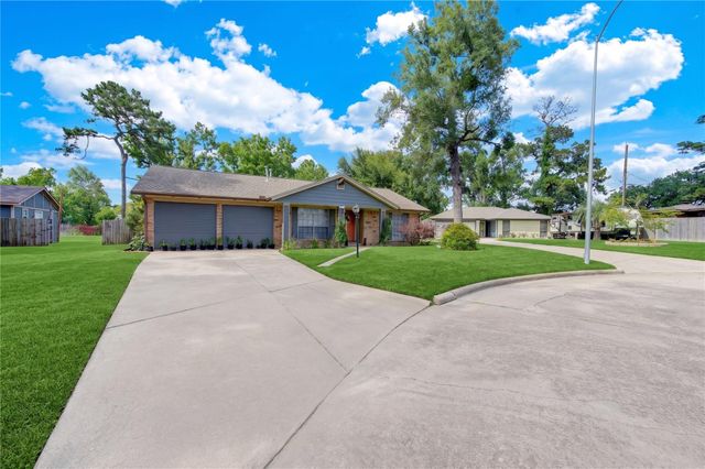 12803 Louisville Street, Houston, TX 77015