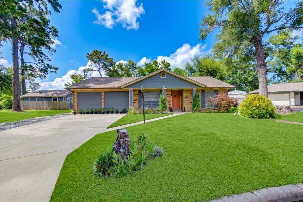12803 Louisville Street, Houston, TX 77015