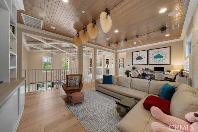 100 Boulder Pass, Irvine, CA 92602