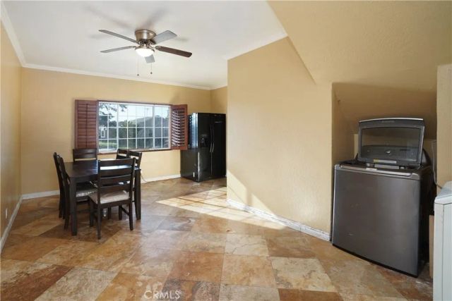 7802 Adwen, Downey, CA 90241