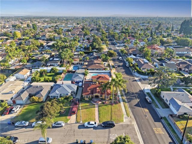 7802 Adwen, Downey, CA 90241