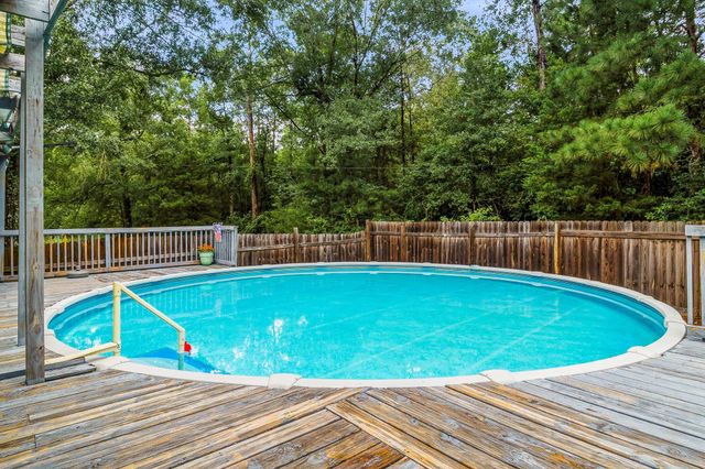 158 Cedar Valley Road, Livingston, TX 77351