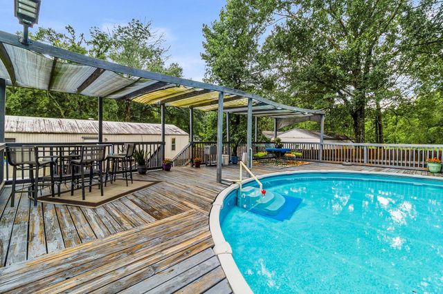 158 Cedar Valley Road, Livingston, TX 77351