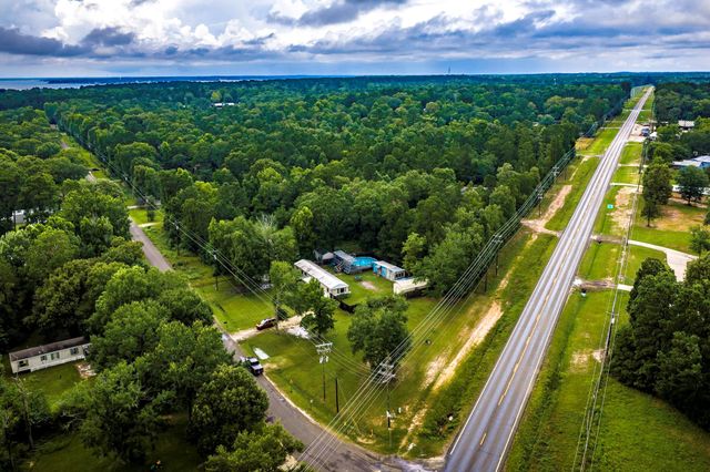 158 Cedar Valley Road, Livingston, TX 77351