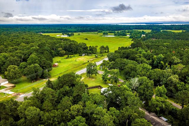 158 Cedar Valley Road, Livingston, TX 77351