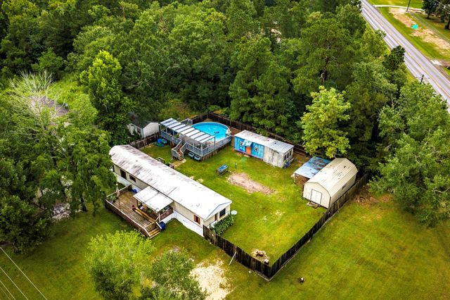 158 Cedar Valley Road, Livingston, TX 77351
