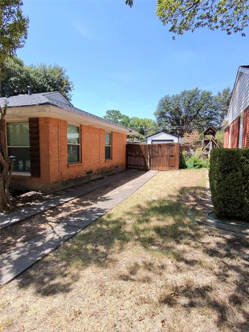 3241 S Edgefield Avenue, Dallas, TX 75224