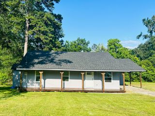 1409 S 11th, Leesville, LA 71446