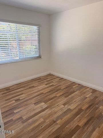 541 Glacier Avenue, Oxnard, CA 93033