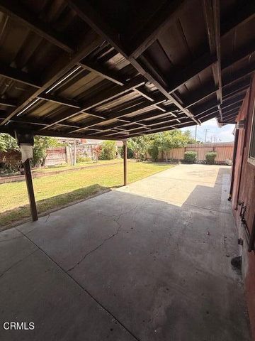 541 Glacier Avenue, Oxnard, CA 93033