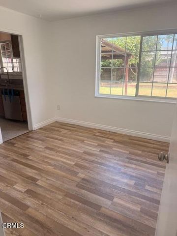 541 Glacier Avenue, Oxnard, CA 93033