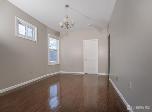 296 N Clinton Street 1, East Orange, NJ 07083