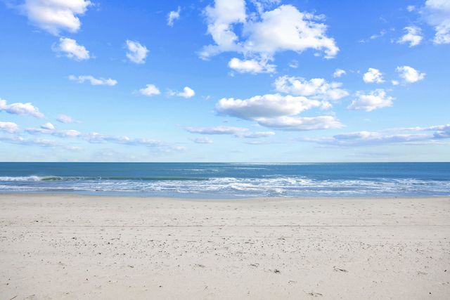 1534 Gulfstream Ct., Surfside Beach, SC 29575