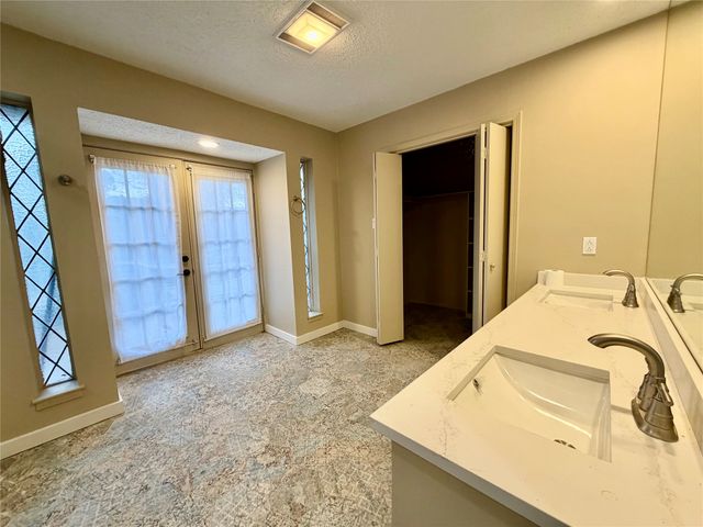 2606 Cloud Court, Arlington, TX 76017