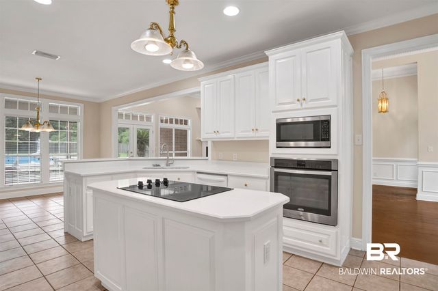 8847 S Dawes Lake Road, Mobile, AL 36619