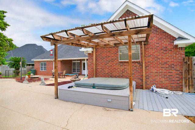8847 S Dawes Lake Road, Mobile, AL 36619