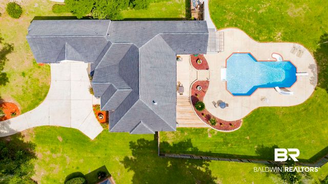 8847 S Dawes Lake Road, Mobile, AL 36619