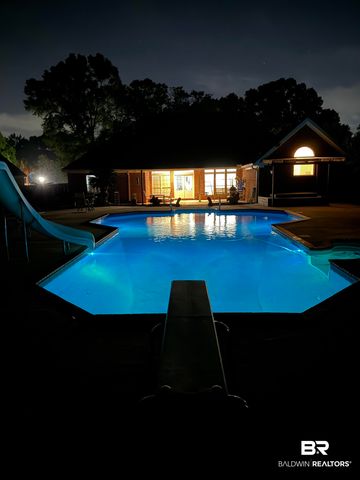 8847 S Dawes Lake Road, Mobile, AL 36619
