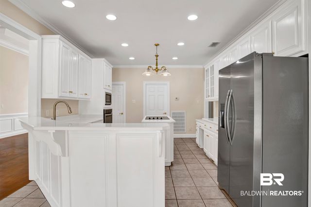 8847 S Dawes Lake Road, Mobile, AL 36619