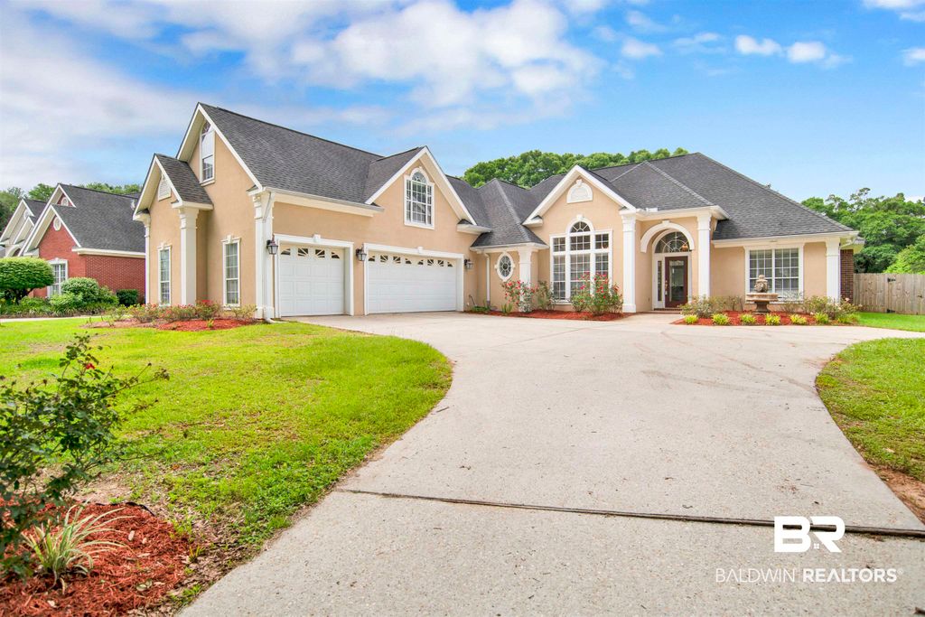 8847 S Dawes Lake Road, Mobile, AL 36619