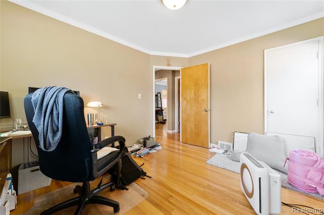 437 W Sunnybrook Drive, Royal Oak, MI 48073