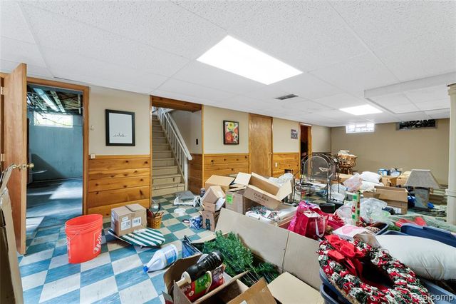 437 W Sunnybrook Drive, Royal Oak, MI 48073
