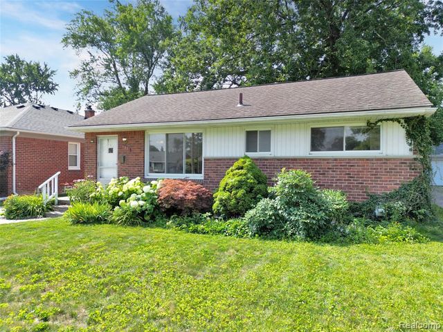 437 W Sunnybrook Drive, Royal Oak, MI 48073