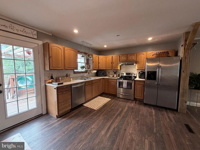 1265 ASHTON DR, Shippensburg, PA 17257