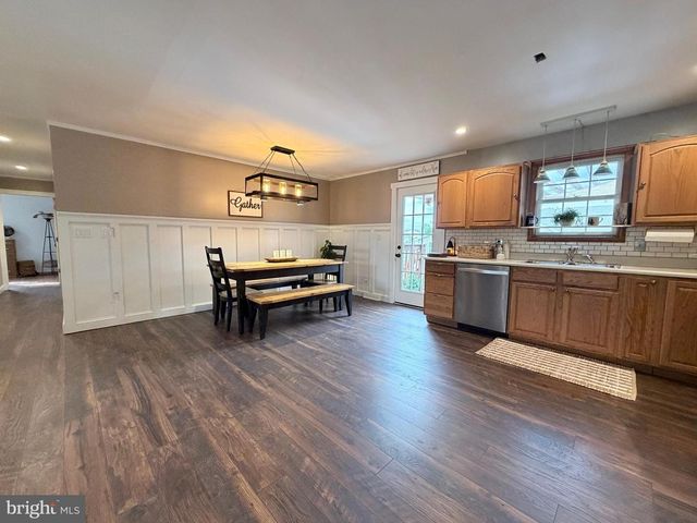 1265 ASHTON DR, Shippensburg, PA 17257