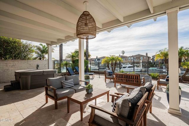 4126 Harbour Island Lane, Oxnard, CA 93035