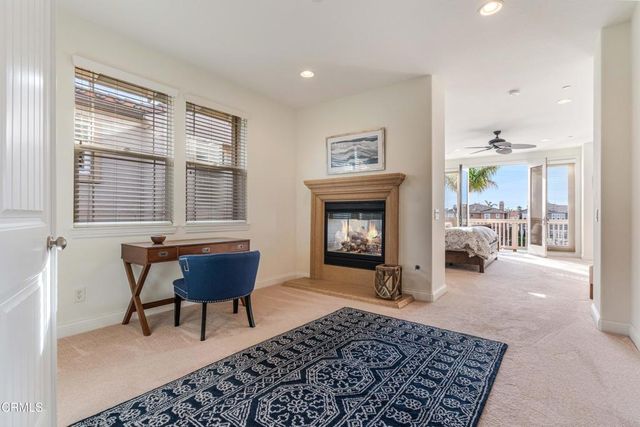 4126 Harbour Island Lane, Oxnard, CA 93035