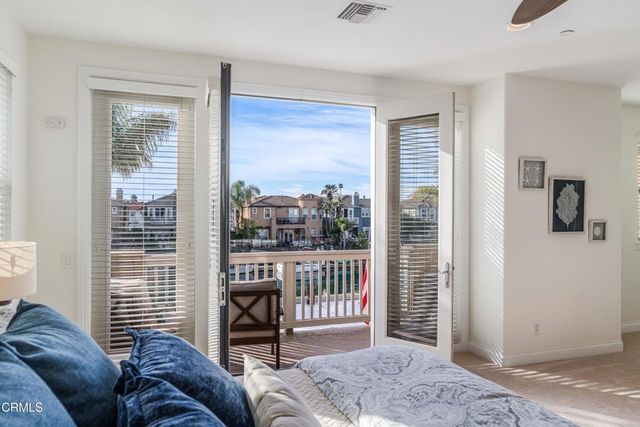 4126 Harbour Island Lane, Oxnard, CA 93035