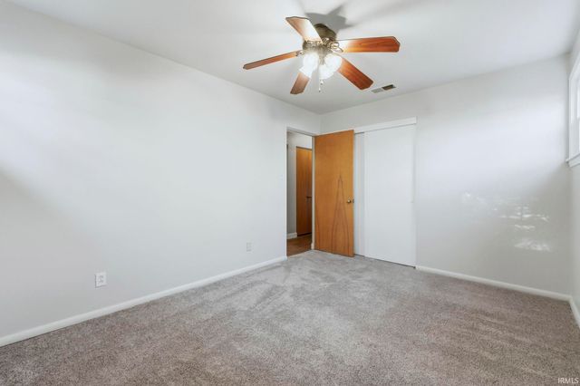 2422 Stanford Avenue, Fort Wayne, IN 46808
