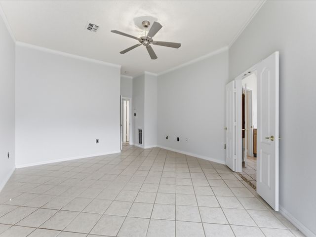 7609 Albany Lane, Arlington, TX 76002