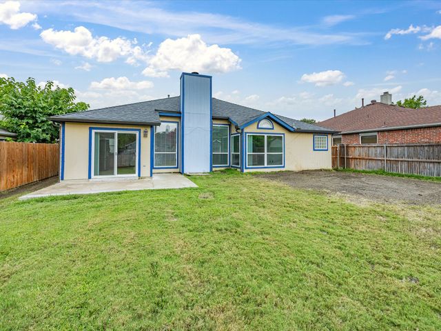 7609 Albany Lane, Arlington, TX 76002