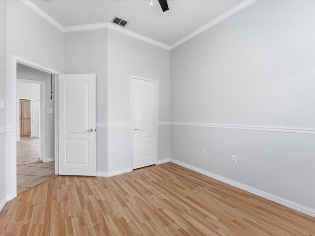 7609 Albany Lane, Arlington, TX 76002