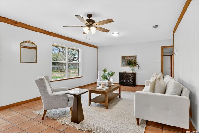 330 Chaparral, Pleasanton, TX 78064