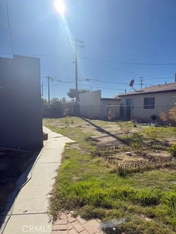 114 W Lancaster Boulevard, Lancaster, CA 93534