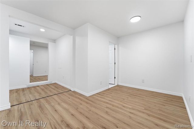 7230 Rosemont Avenue, Detroit, MI 48228